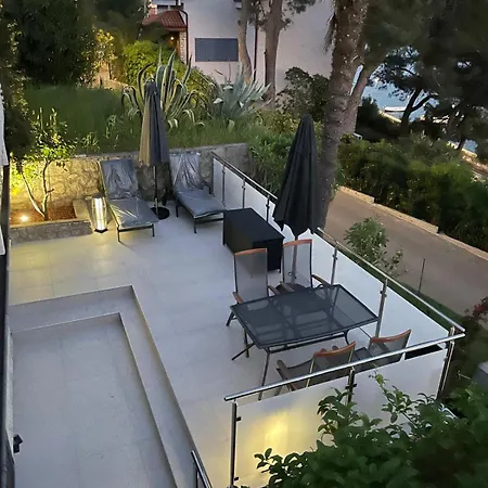 Stella Apartment